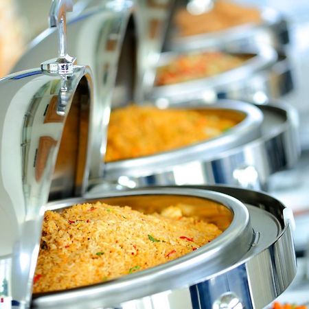 아마리스 호텔 시레본 치레본 외부 사진